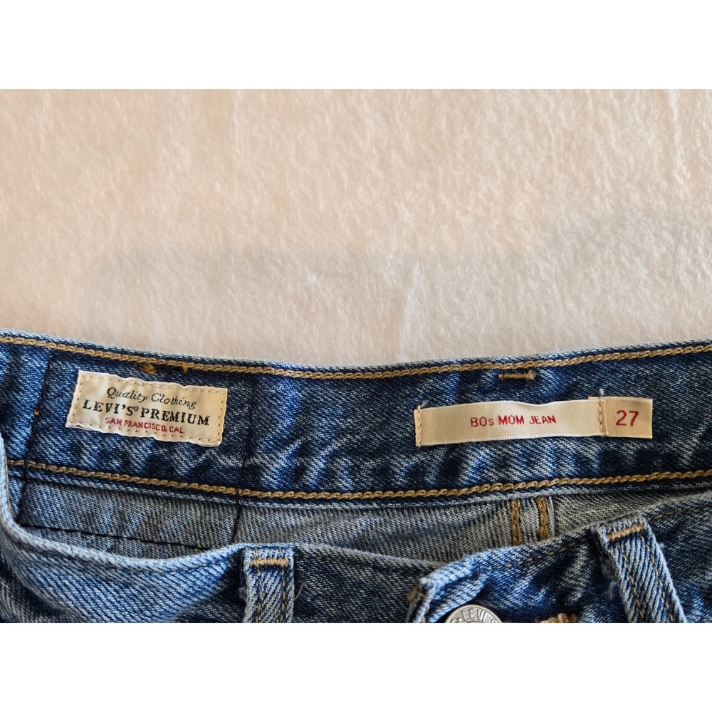 Levis Premium 80s Mom Jeans High Rise Tapered Blue Denim 27 - Picture 3 of 11